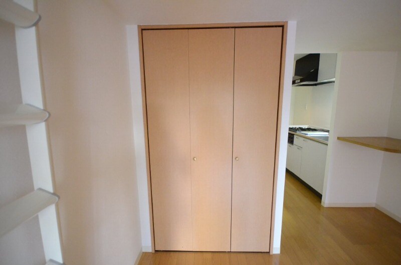 グラビスコート紙屋町の物件内観写真