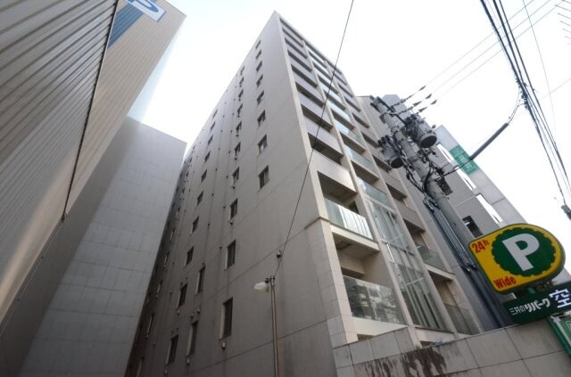 グラビスコート八丁堀の物件外観写真