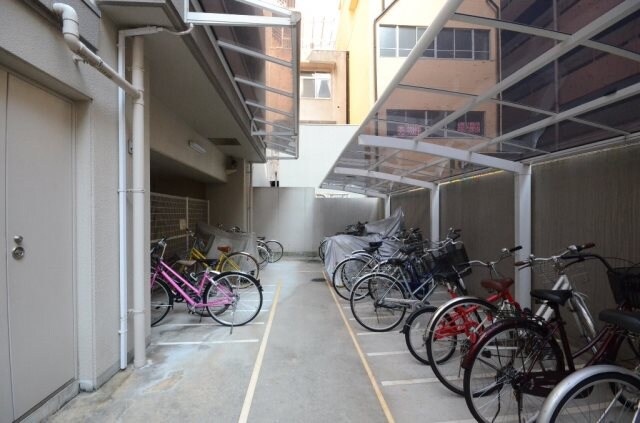 グラビスコート八丁堀の物件外観写真