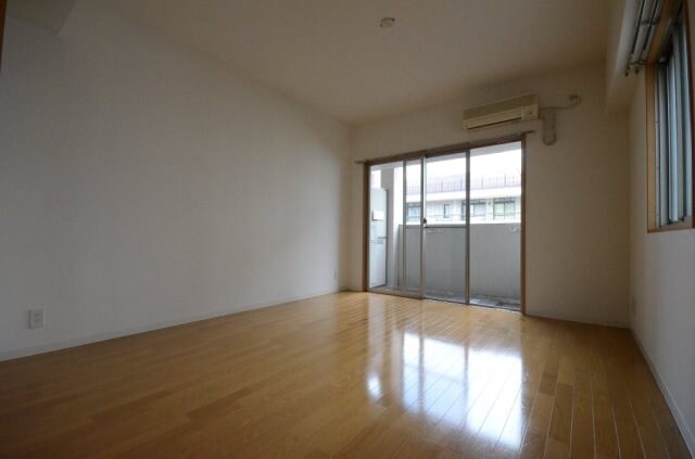 グラビスコート八丁堀の物件内観写真