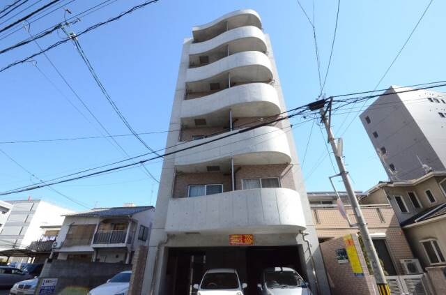 グランドポレストーネ金屋の物件外観写真