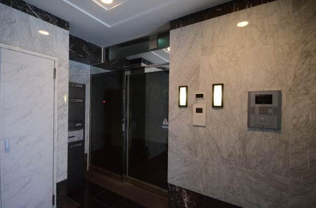 グランドポレストーネ金屋の物件外観写真