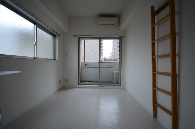 グランドポレストーネ金屋の物件内観写真