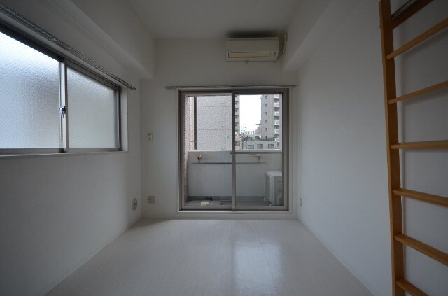 グランドポレストーネ金屋の物件内観写真