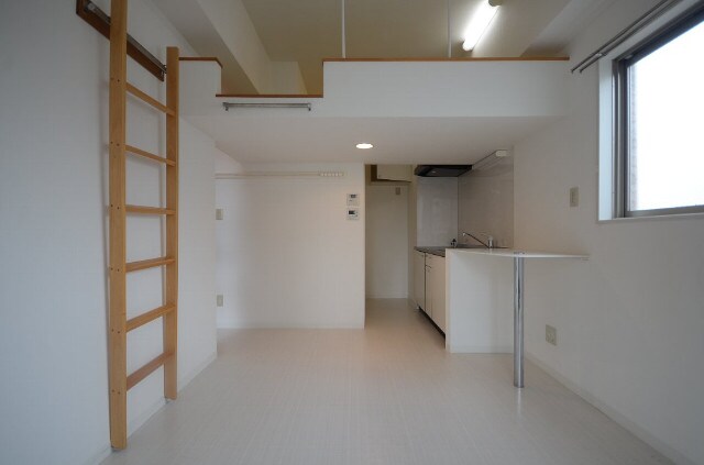 グランドポレストーネ金屋の物件内観写真