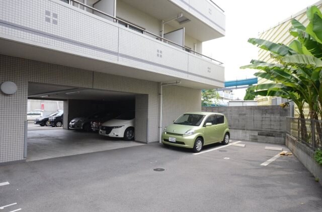 東雲パレスの物件外観写真