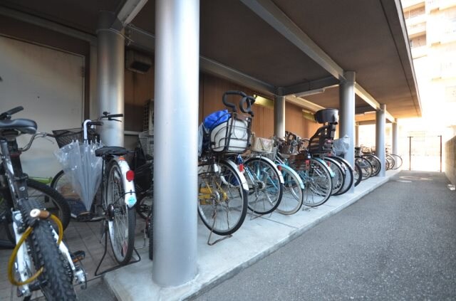 東雲マンションの物件外観写真