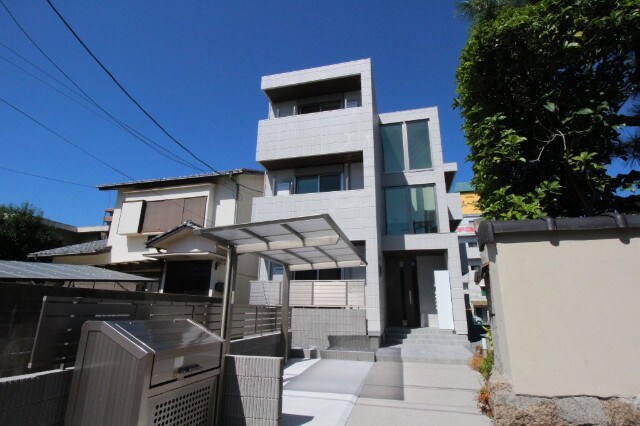 グラン羽衣の物件外観写真