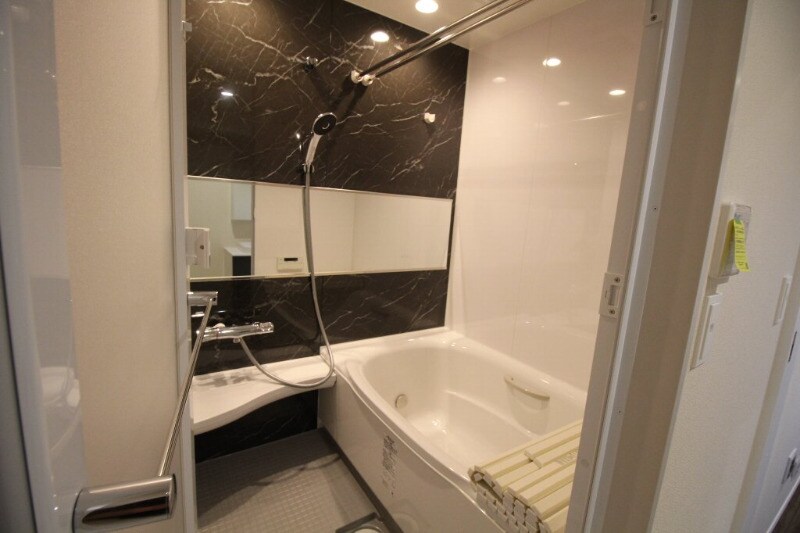 グラン羽衣の物件内観写真