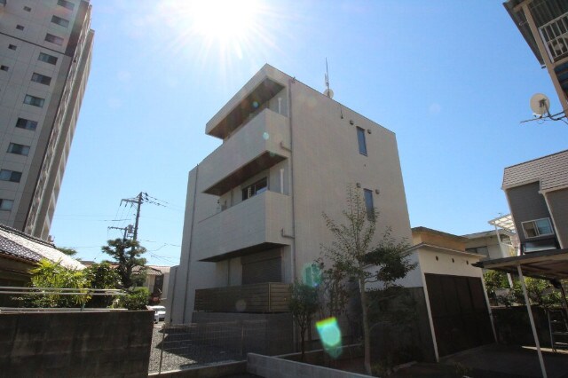 グラン羽衣の物件外観写真