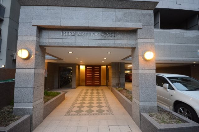 ロアール松川町の物件外観写真