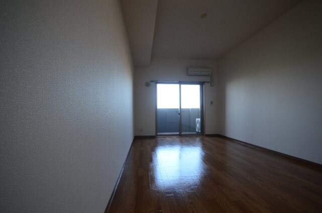 ロアール松川町の物件内観写真