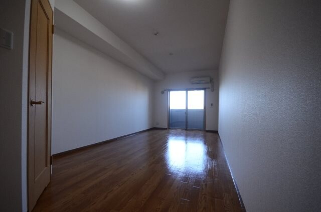 ロアール松川町の物件内観写真