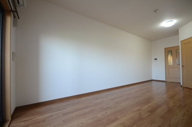 ロアール松川町の物件内観写真