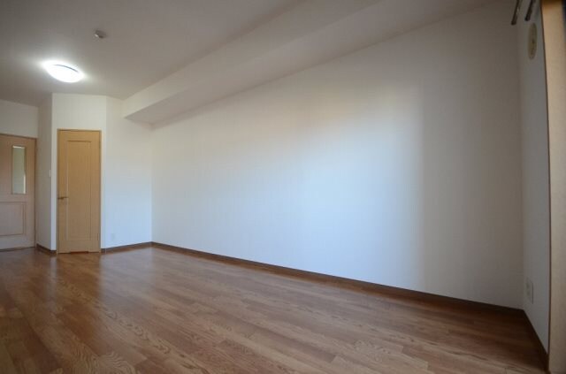 ロアール松川町の物件内観写真