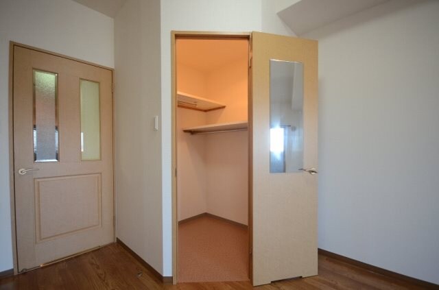 ロアール松川町の物件内観写真