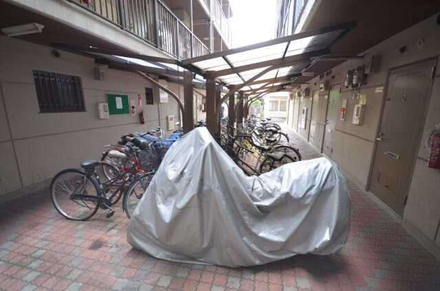 エステート１６東雲の物件外観写真