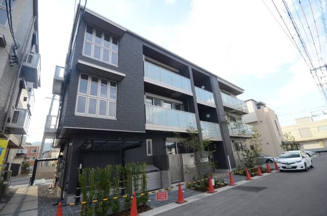 シャーメゾン三洋の物件外観写真