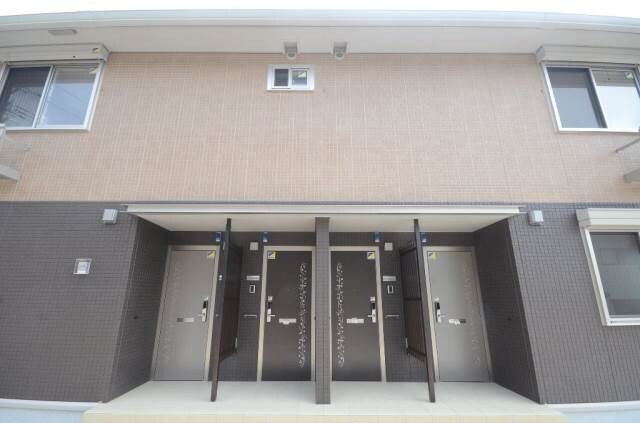 アザレアの物件外観写真