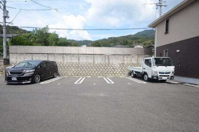 アザレアの物件外観写真