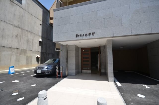 ノーブル大手町の物件外観写真
