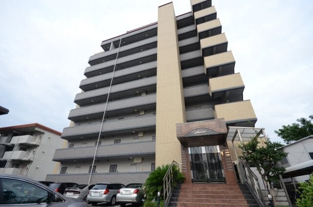 フレーバーの物件外観写真