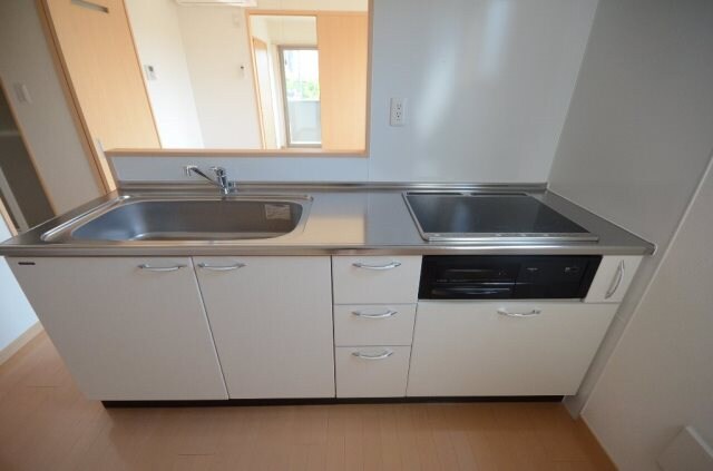 ウィステリア舟入の物件内観写真