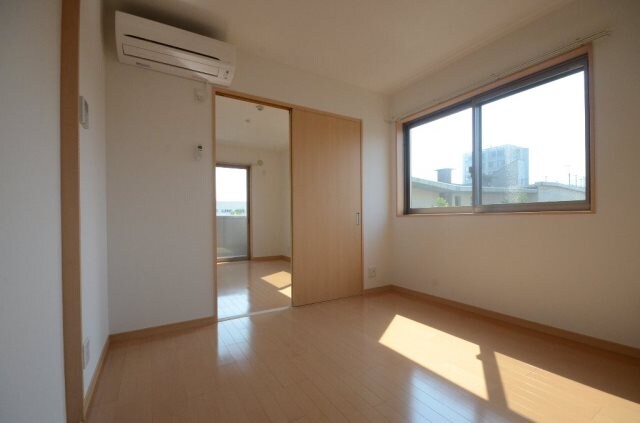 ウィステリア舟入の物件内観写真