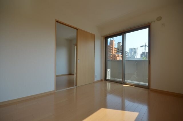 ウィステリア舟入の物件内観写真