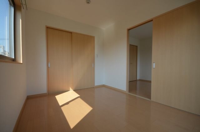 ウィステリア舟入の物件内観写真