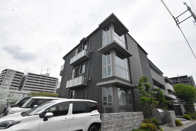 Prateriaの物件外観写真