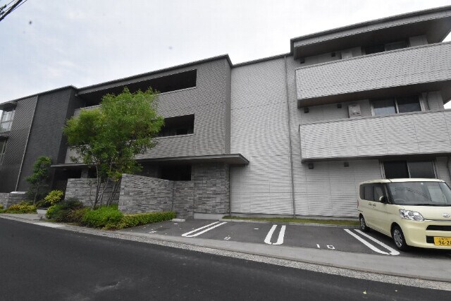 Prateriaの物件外観写真