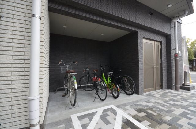 ラルウェンディ縮景園前　イーストの物件外観写真