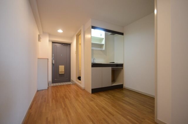 ロイヤルOSの物件内観写真