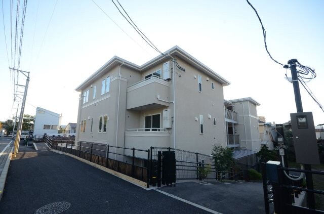 メゾンド・フルールの物件外観写真