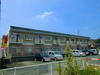 サンハイツヨシモトの物件外観写真