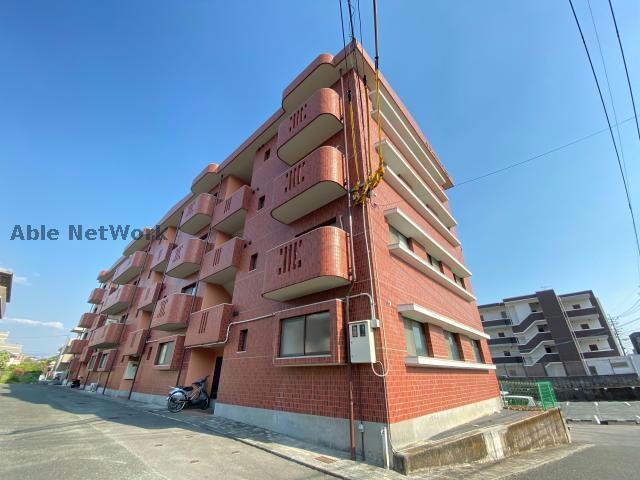 ラフィーネハイツコガの物件外観写真