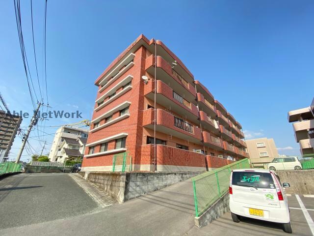 ラフィーネハイツコガの物件外観写真