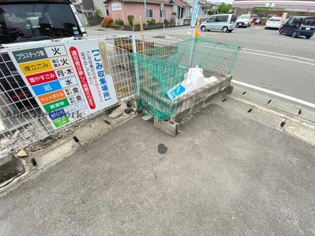 ラフィーネハイツコガの物件外観写真