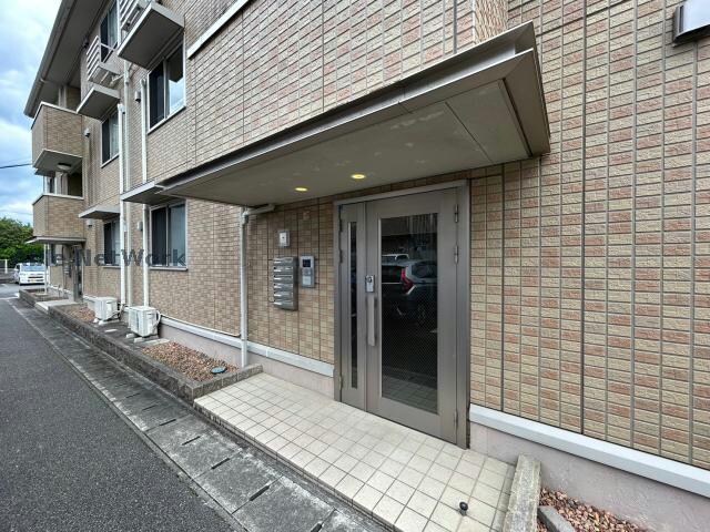 エスターブレの物件外観写真