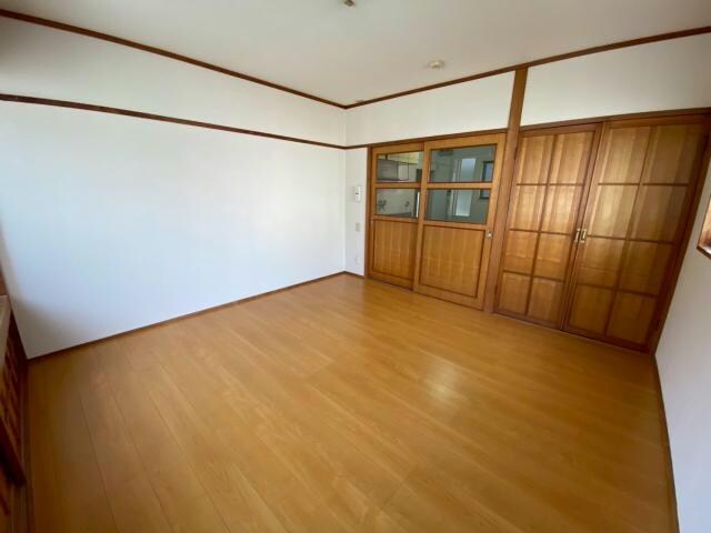 ケインズ黒髪の物件内観写真