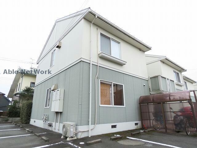 フローラルパレスの物件外観写真