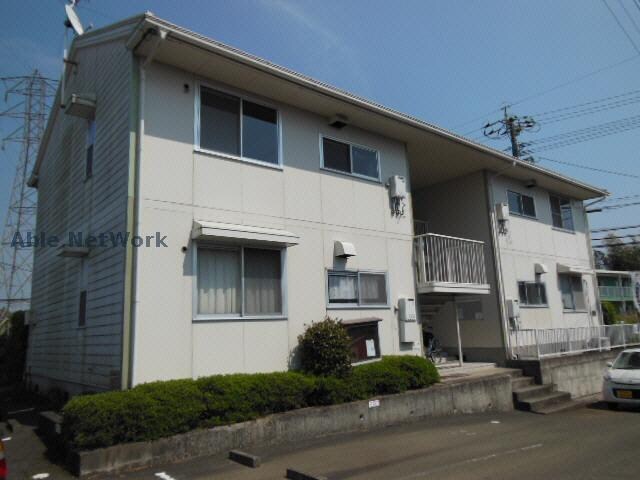 プレジール松岡の物件外観写真