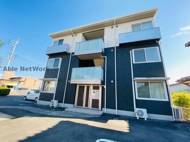 ヴィラ・クレールの物件外観写真