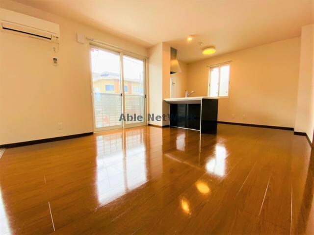 フェリーチェ新屋敷の物件内観写真