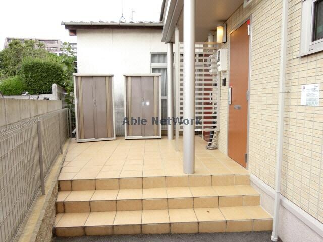 フェリーチェ新屋敷の物件外観写真