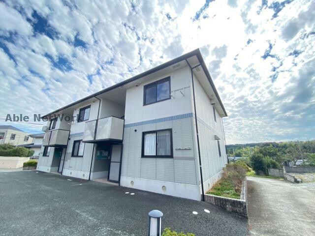 ラ・ヴェルムＡ・Ｂの物件外観写真