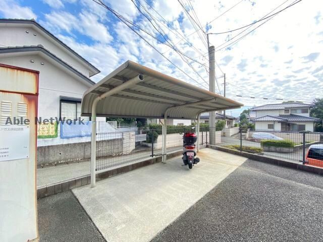 ラ・ヴェルムＡ・Ｂの物件外観写真