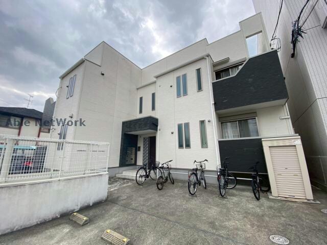 GRANDTIC 坪井の物件外観写真