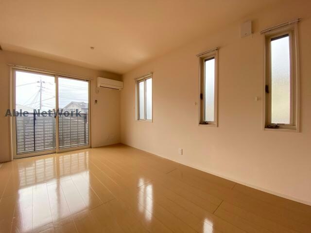 ホームパーティⅥ号館の物件内観写真